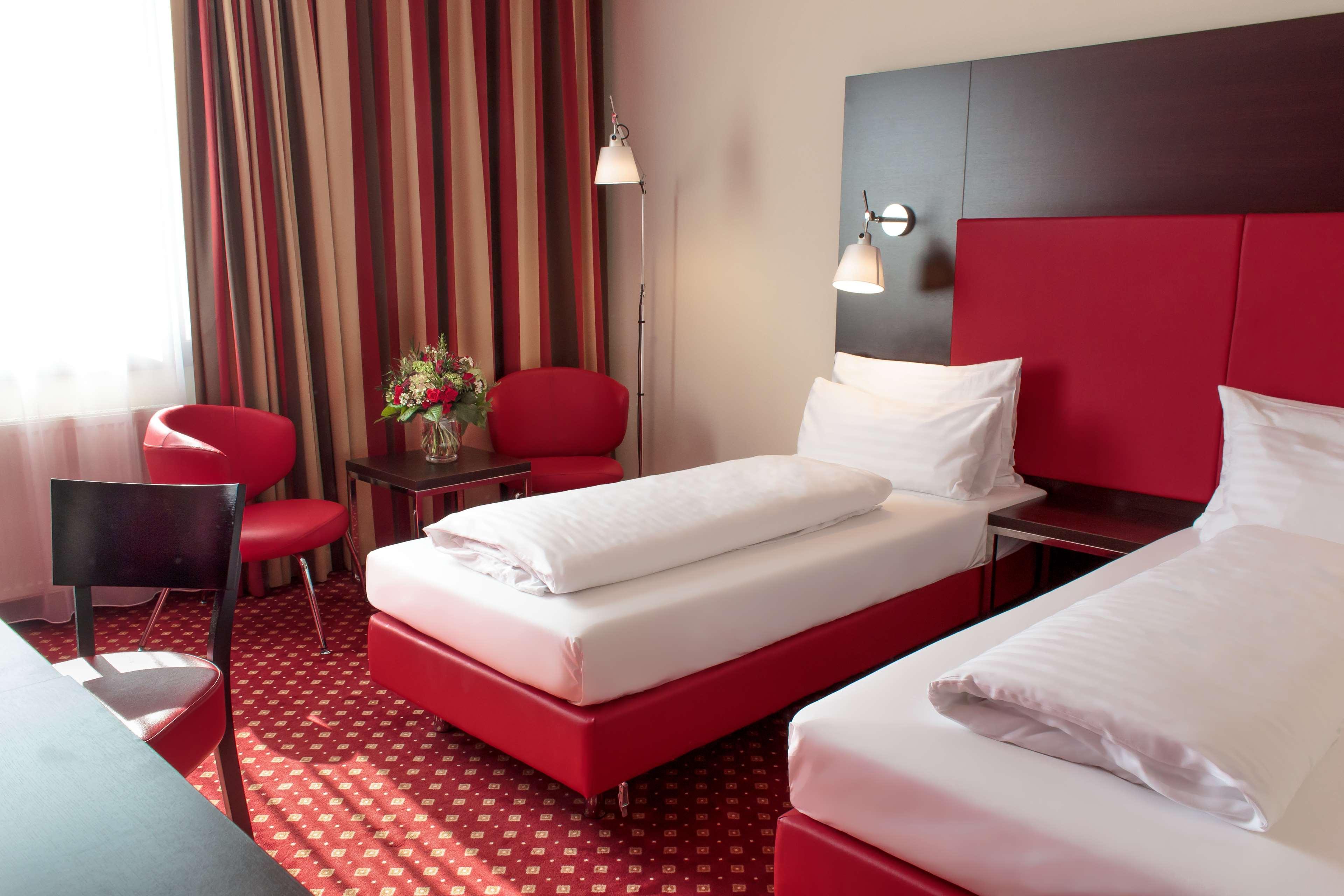 Best Western Plaza Hotel Wels Bagian luar foto