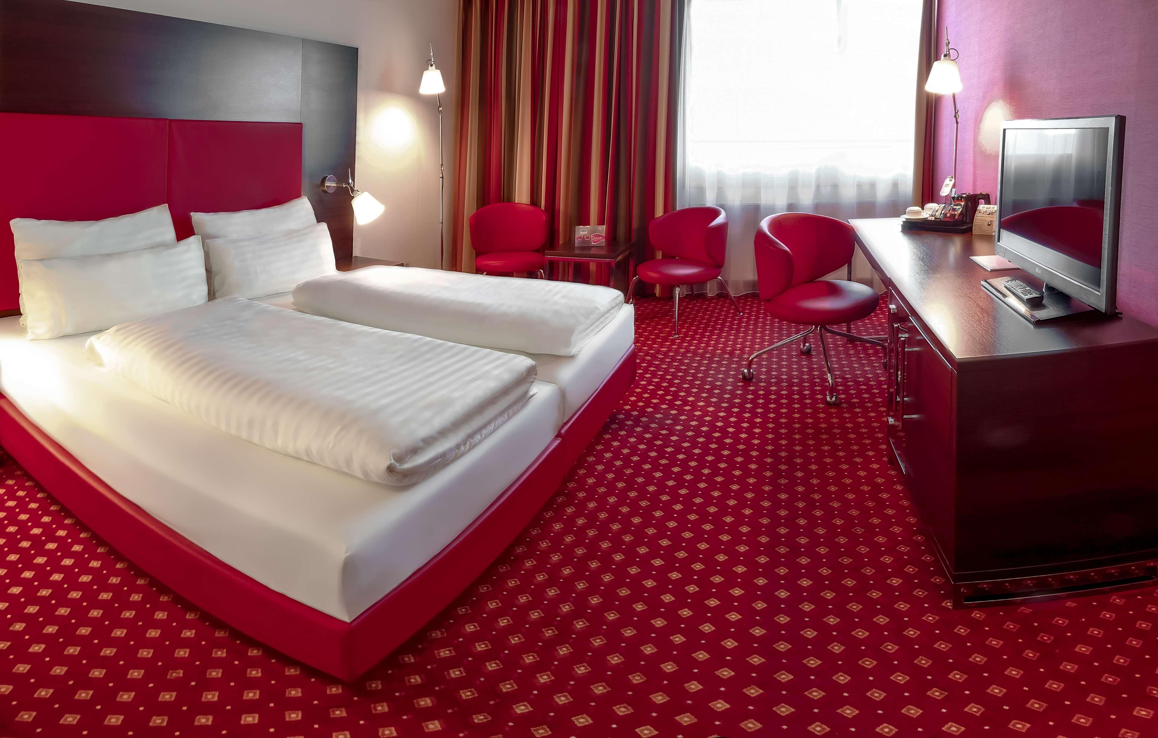 Best Western Plaza Hotel Wels Bagian luar foto