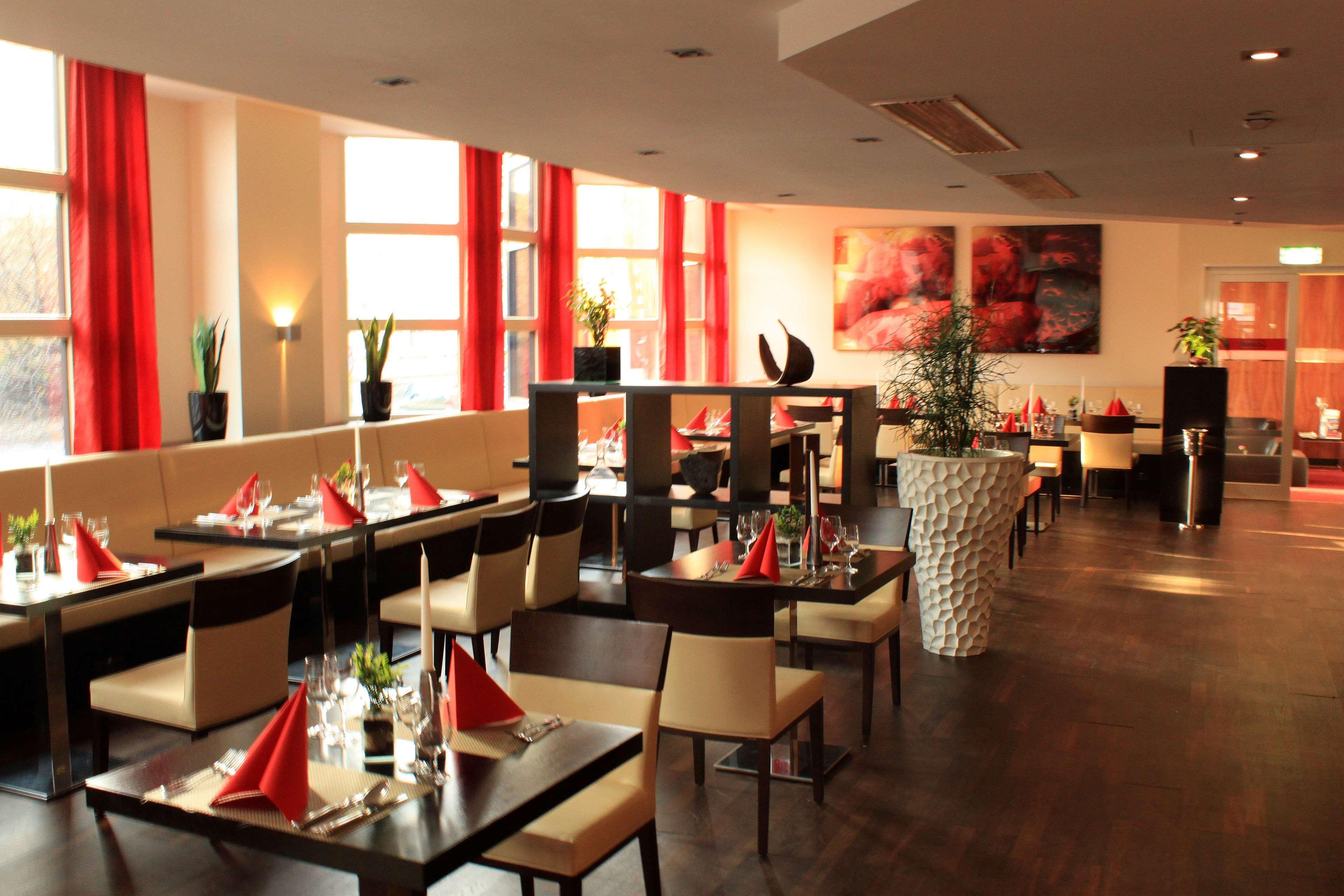 Best Western Plaza Hotel Wels Bagian luar foto