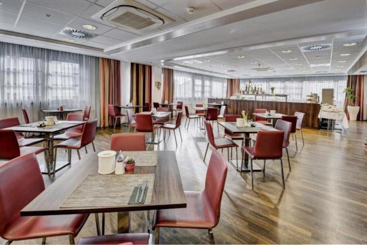 Best Western Plaza Hotel Wels Bagian luar foto