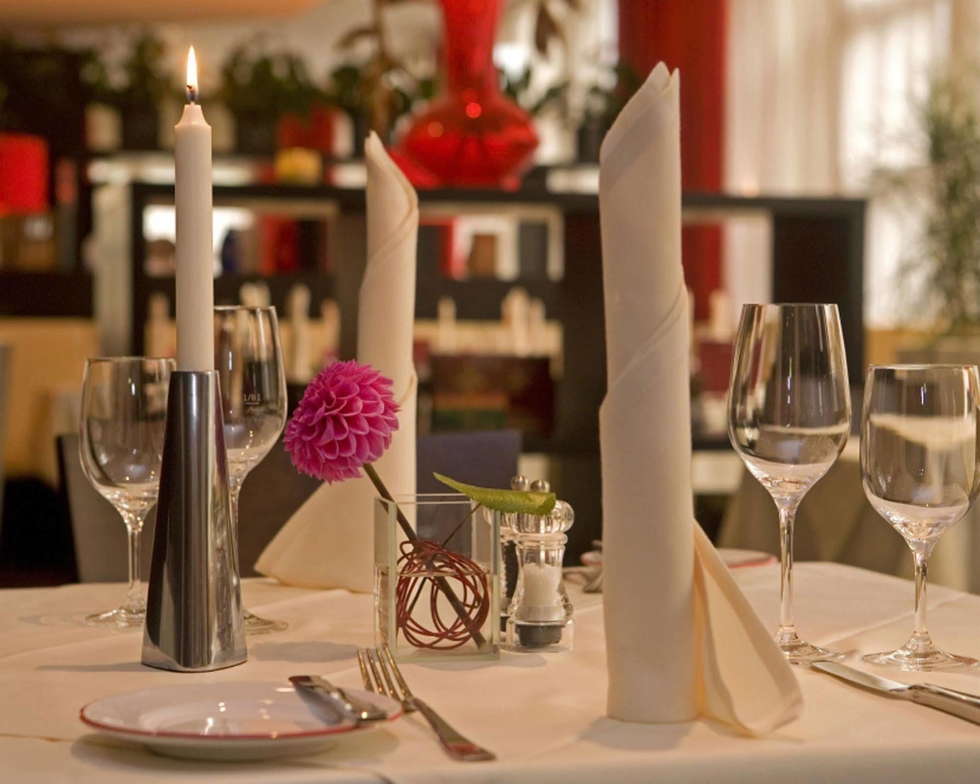 Best Western Plaza Hotel Wels Restoran foto